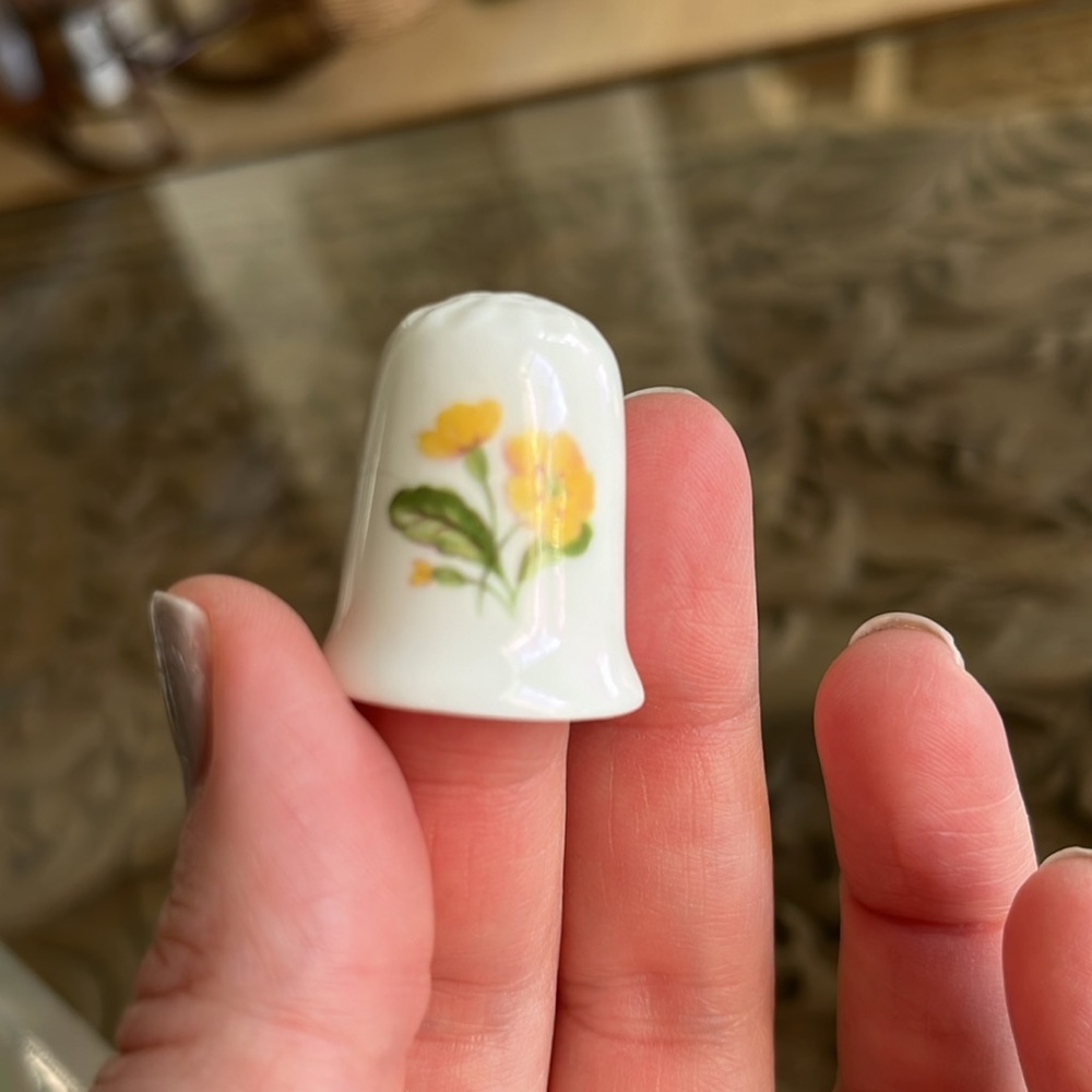10 for $20 - Adorable Scottish Thimble - 2 Designs!!